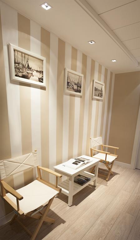 Hotel Bristol กัตตอลิกา ภายนอก รูปภาพ